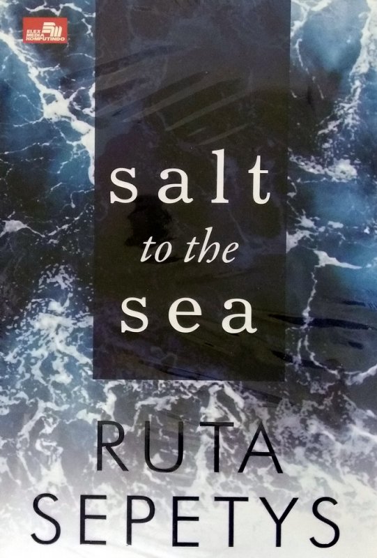 Cover Buku Salt To The Sea