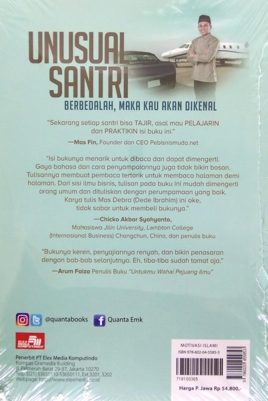 Cover Belakang Buku Unusual Santri : Berbedalah Maka Kau Akan Dikenal