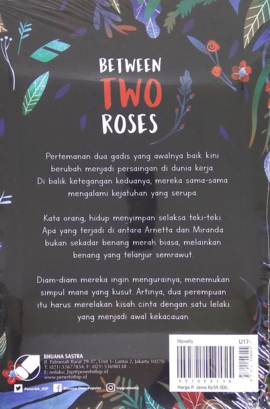 Cover Belakang Buku Between Two Roses