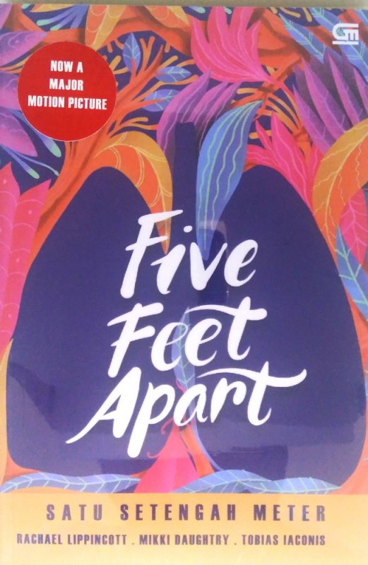 Cover Buku Young Adult: Satu Setengah Meter (Five Feet Apart)
