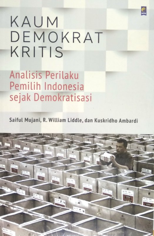 Cover Buku Kaum Demokrat Kritis