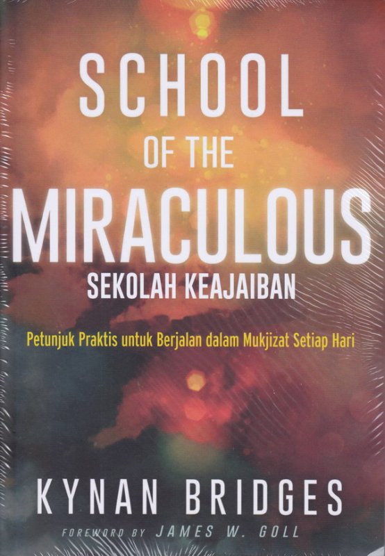 Cover Buku School Of The Miraculous;Sekolah keajaiban