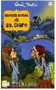 Cover Buku Musim Panas di St. Clare