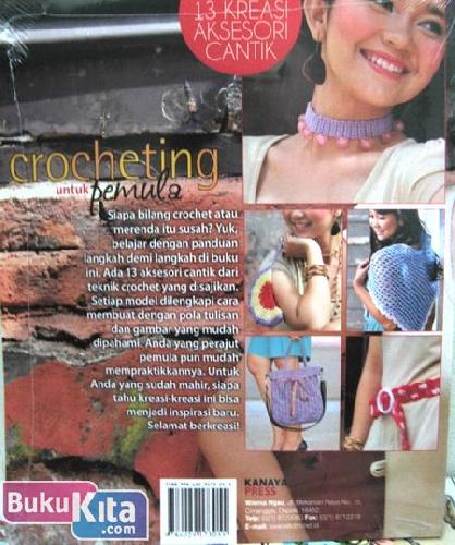 Cover Belakang Buku Crocheting untuk Pemula (13 Kreasi Aksesori Cantik)