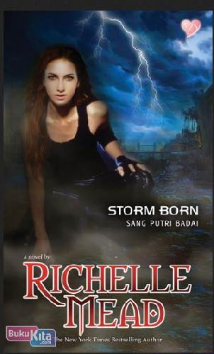 Cover Buku Storm Born - Sang Putri Badai