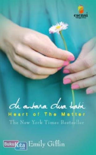 Cover Buku Di Antara Dua Hati 1