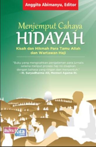 Cover Buku Menjemput Cahaya Hidayah