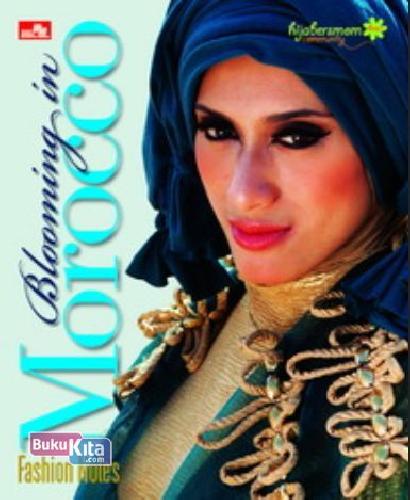 Cover Buku Hijabers Mom Community: Blooming In Morocco