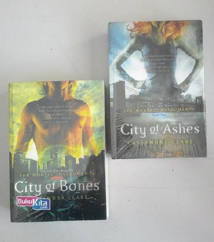Cover Buku Paket superstar 1 (City of Bones+City of Ashes)