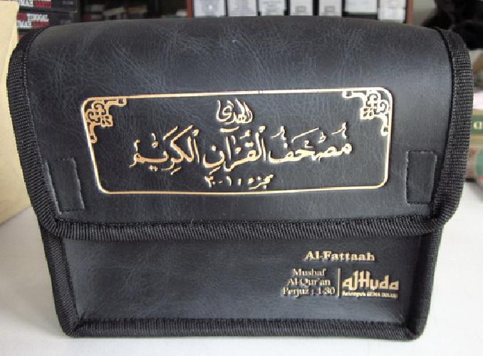 Cover Buku Al-Fattaah Mushaf Al-Huda Per Juz 1-30